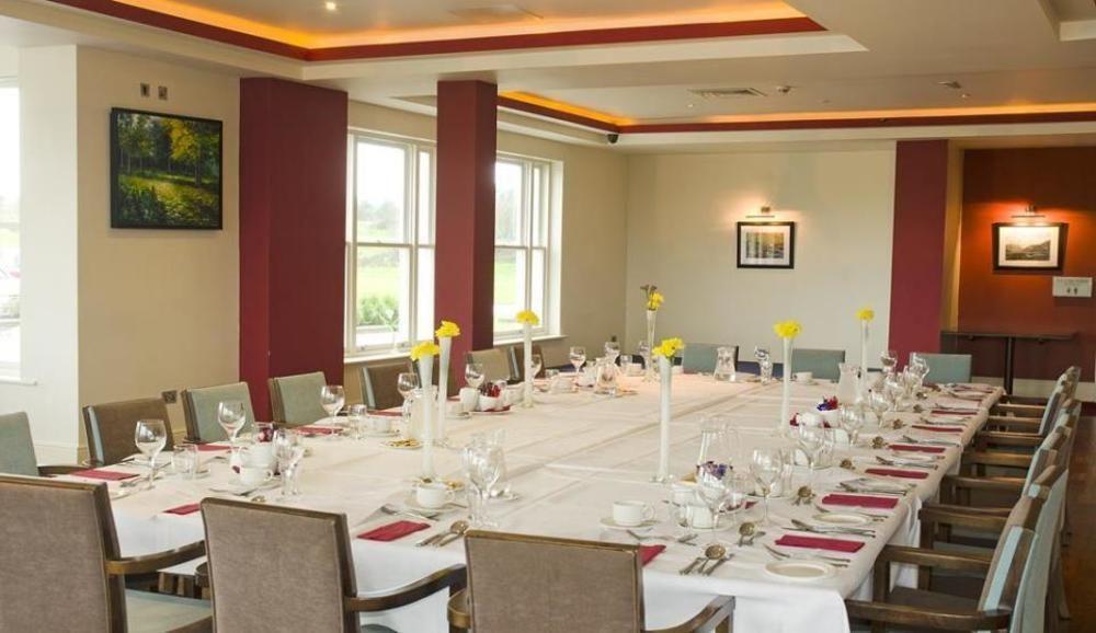 Westport Country Lodge Hotel Extérieur photo