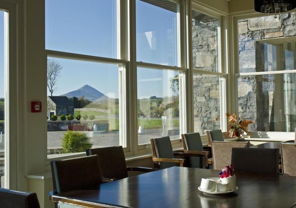 Westport Country Lodge Hotel Extérieur photo