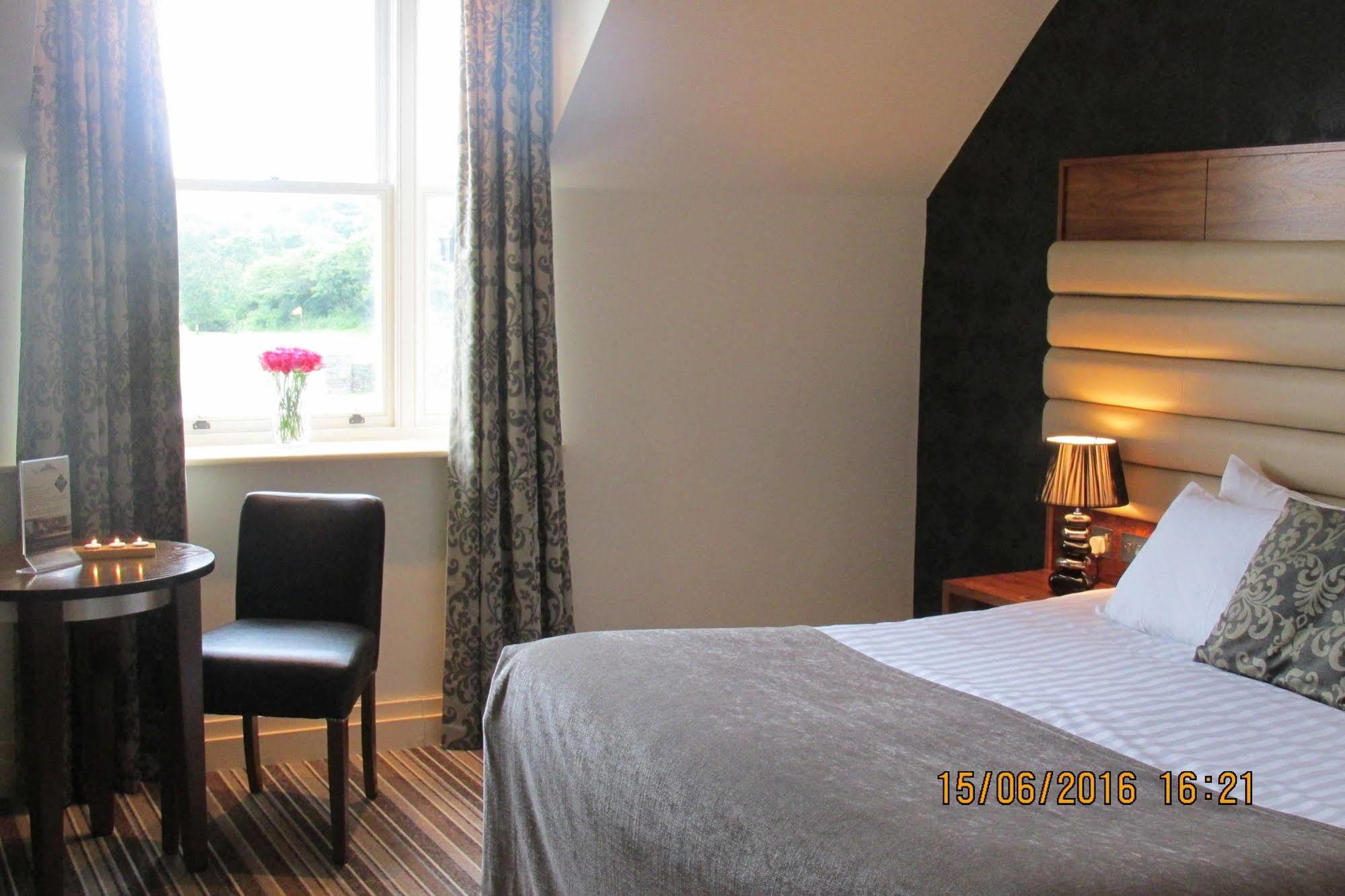 Westport Country Lodge Hotel Extérieur photo